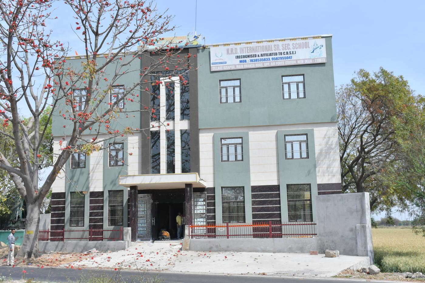 SCHOOL BUILDING